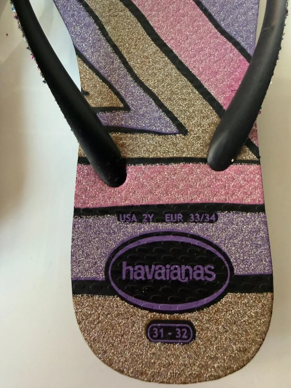 NWOT Girls Havianas Glitter Flip Flops